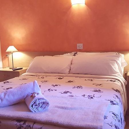 Hostal La Cuineta De Cal Triuet Gósol Esterno foto