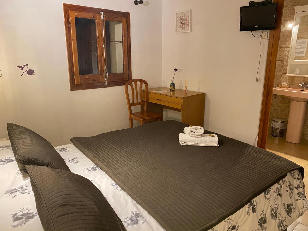 Hostal La Cuineta De Cal Triuet Gósol Esterno foto
