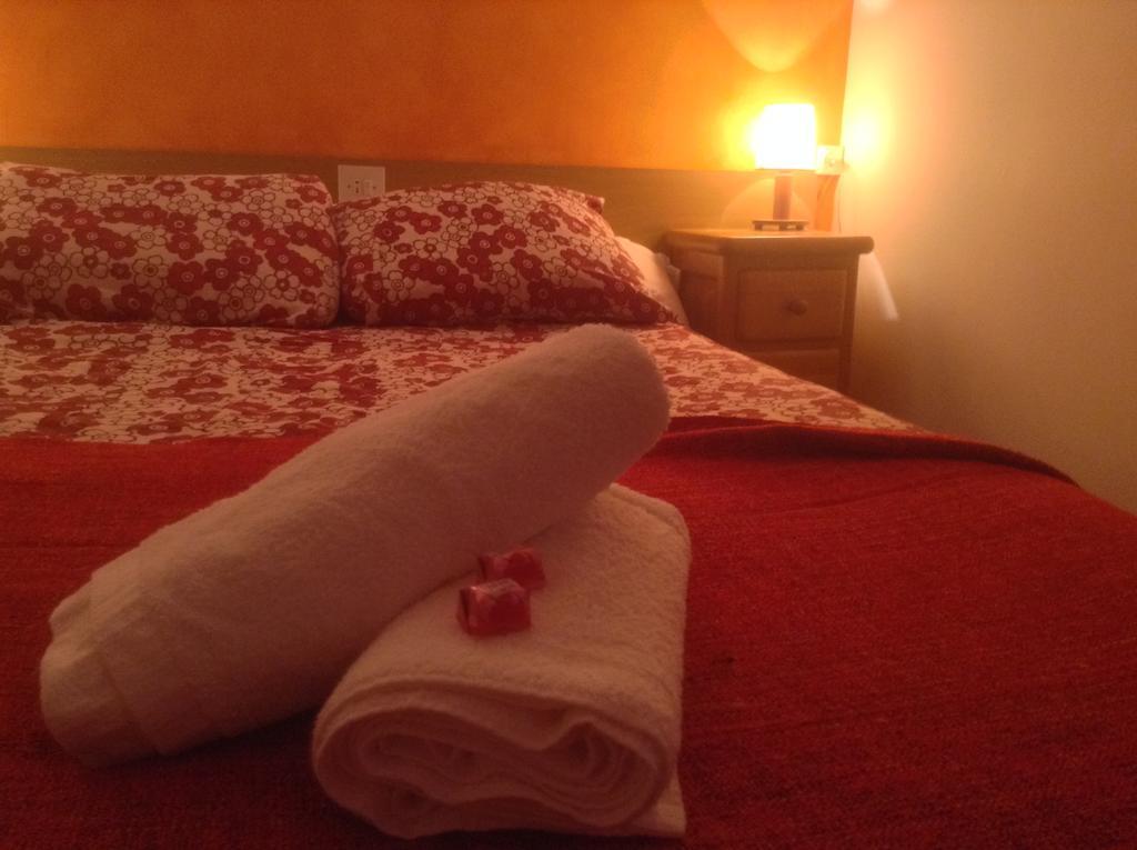 Hostal La Cuineta De Cal Triuet Gósol Esterno foto