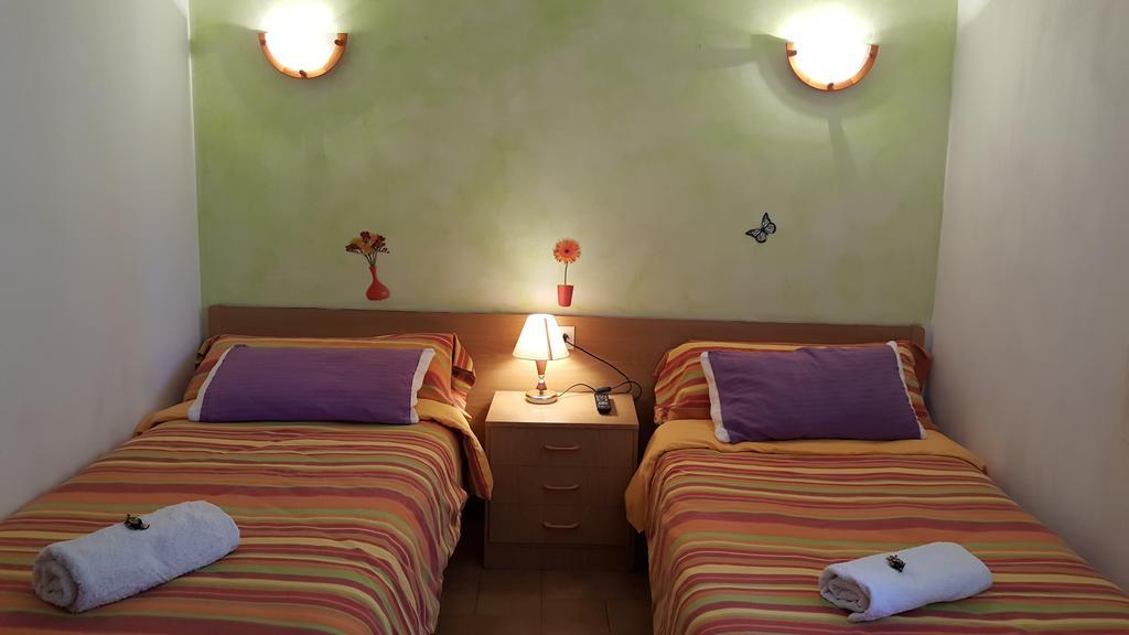 Hostal La Cuineta De Cal Triuet Gósol Esterno foto